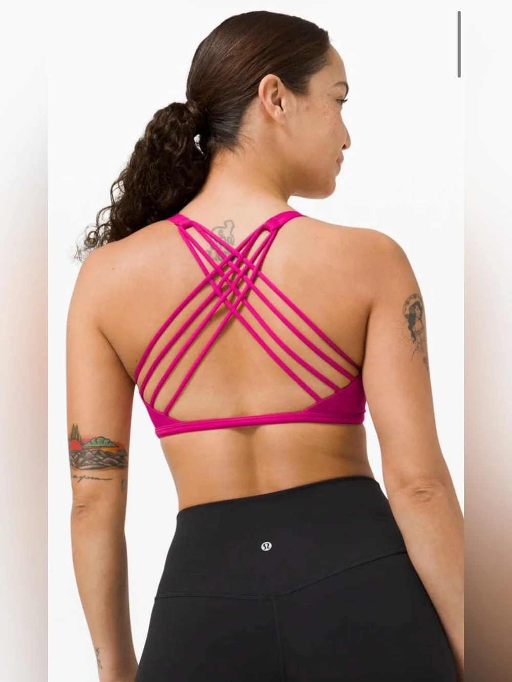 Lululemon Free to be Wild Size 6